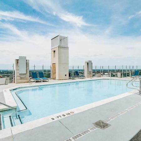 Frontdesk Skyhouse Apts Uptown Charlotte Appartamento Esterno foto