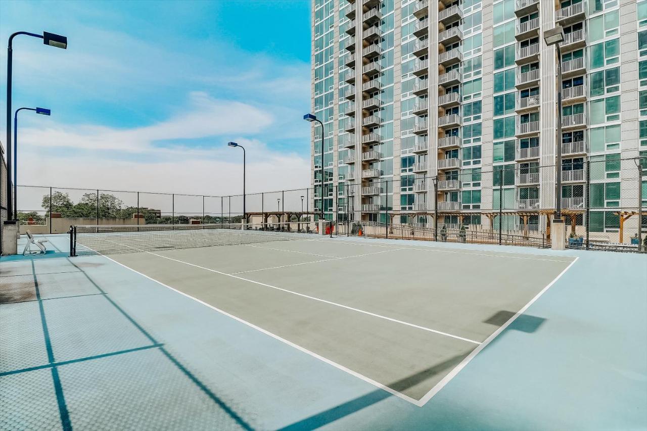 Frontdesk Skyhouse Apts Uptown Charlotte Appartamento Esterno foto
