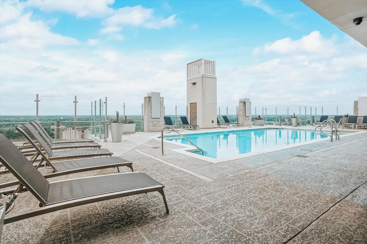Frontdesk Skyhouse Apts Uptown Charlotte Appartamento Esterno foto