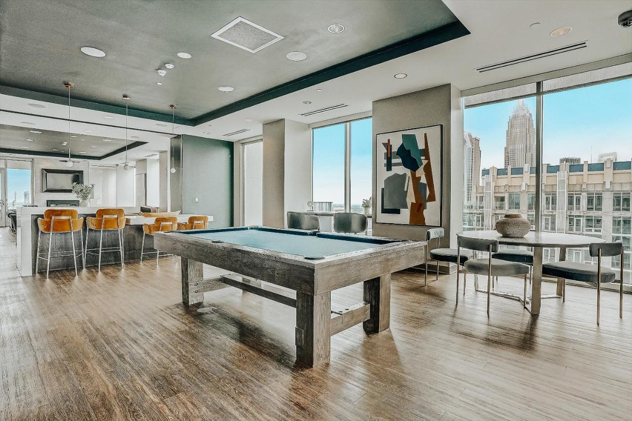 Frontdesk Skyhouse Apts Uptown Charlotte Appartamento Esterno foto