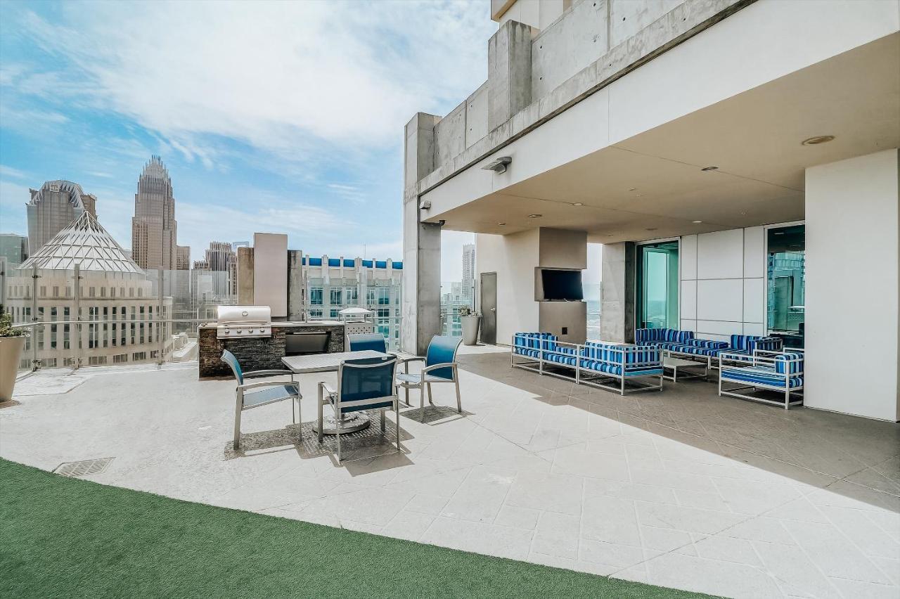 Frontdesk Skyhouse Apts Uptown Charlotte Appartamento Esterno foto