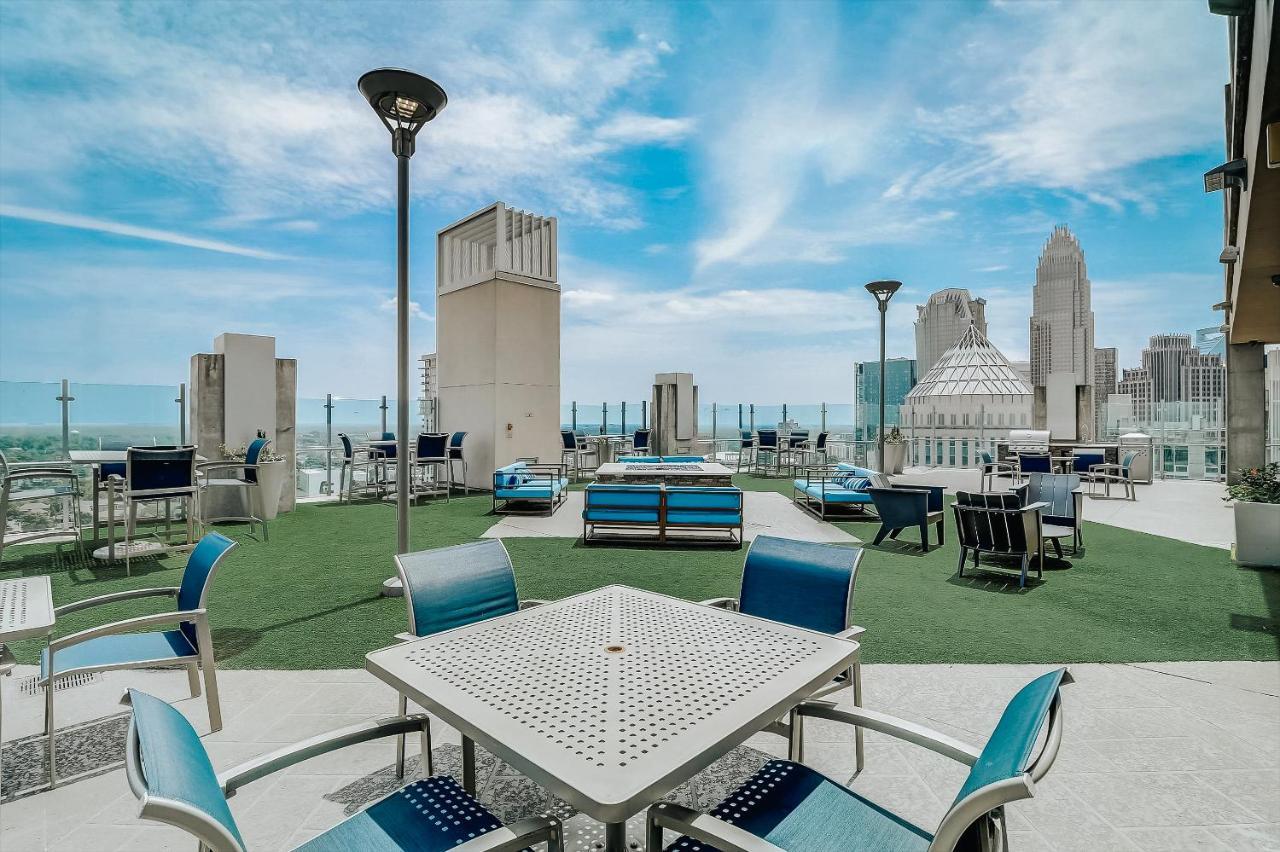 Frontdesk Skyhouse Apts Uptown Charlotte Appartamento Esterno foto